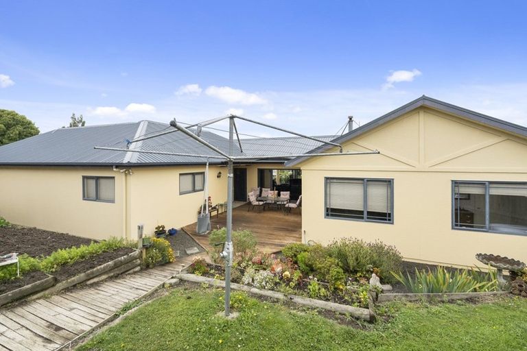 Photo of property in 3 Hillview Place, Feilding, 4702