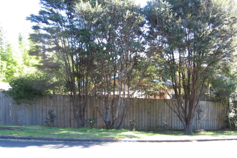 Photo of property in 28 Ocean View Road, Hatfields Beach, Orewa, 0931