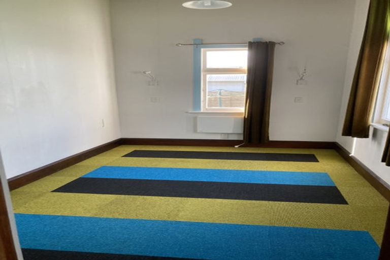 Photo of property in 6 Hurworth Place, College Estate, Whanganui, 4500