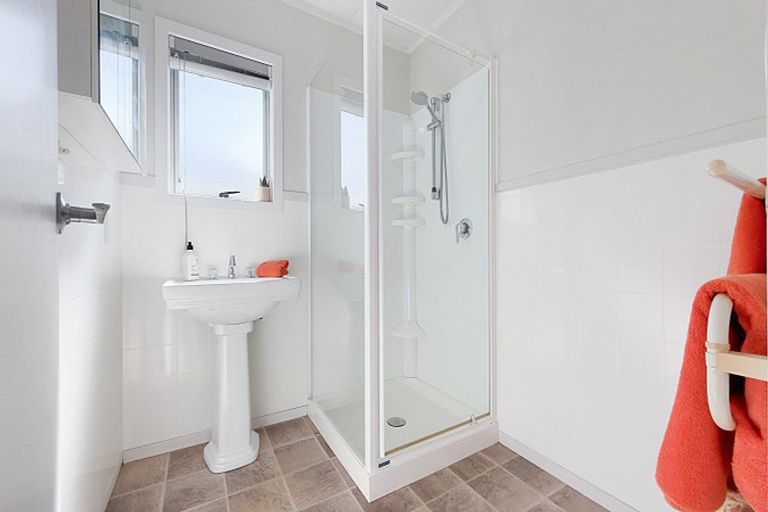 Photo of property in 25 Whiritoa Beach Road, Whiritoa, Whangamata, 3691