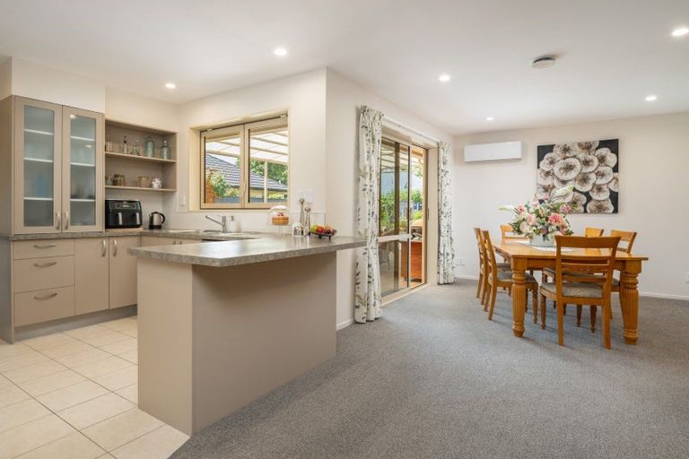 Photo of property in 32 Magnolia Drive, Springlands, Blenheim, 7201