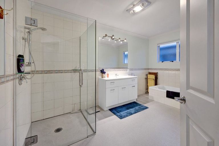 Photo of property in 33d Argyle Street, Hawera, 4610