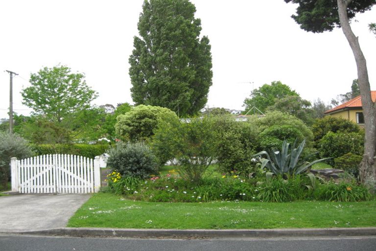 Photo of property in 84 Ladies Mile, Manly, Whangaparaoa, 0930