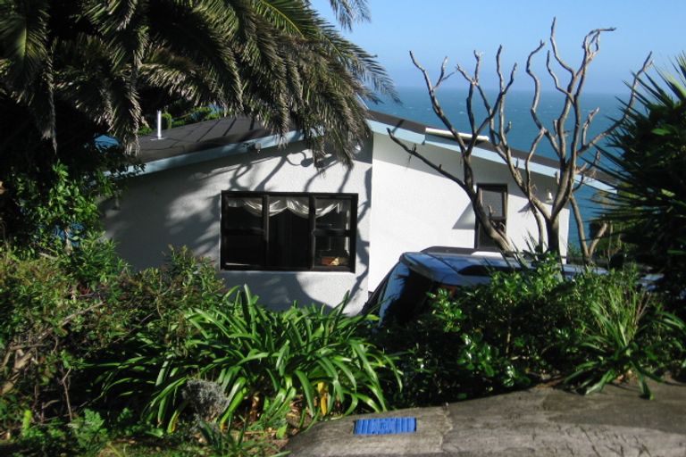 Photo of property in 21 Ogilvy Terrace, Plimmerton, Porirua, 5026