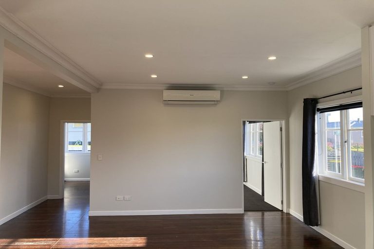 Photo of property in 43 Seyton Street, Stratford, 4332