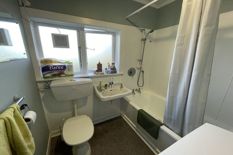 Photo of property in 27 Hornsey Road, Melrose, Wellington, 6023