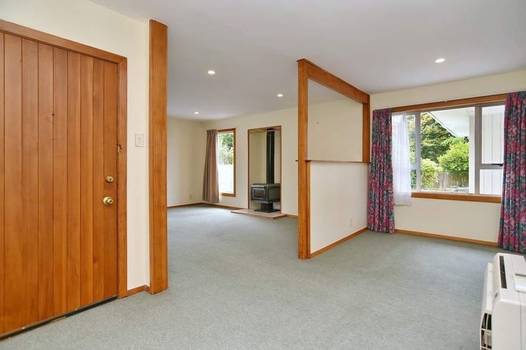 Photo of property in 184 Withells Road, Avonhead, Christchurch, 8042