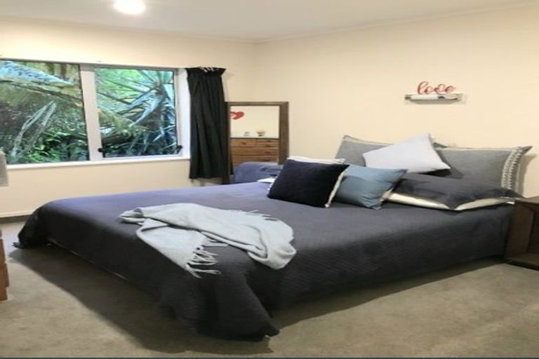 Photo of property in 498 Stokes Valley Road, Stokes Valley, Lower Hutt, 5019