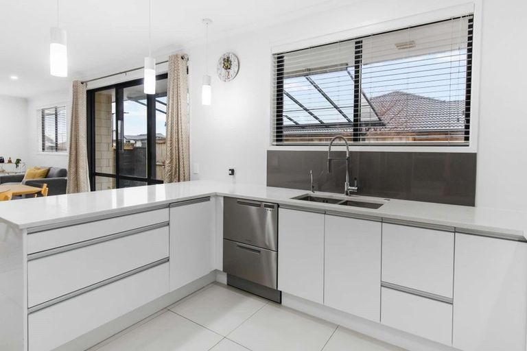 Photo of property in 59 Goodwin Crescent, Pyes Pa, Tauranga, 3112