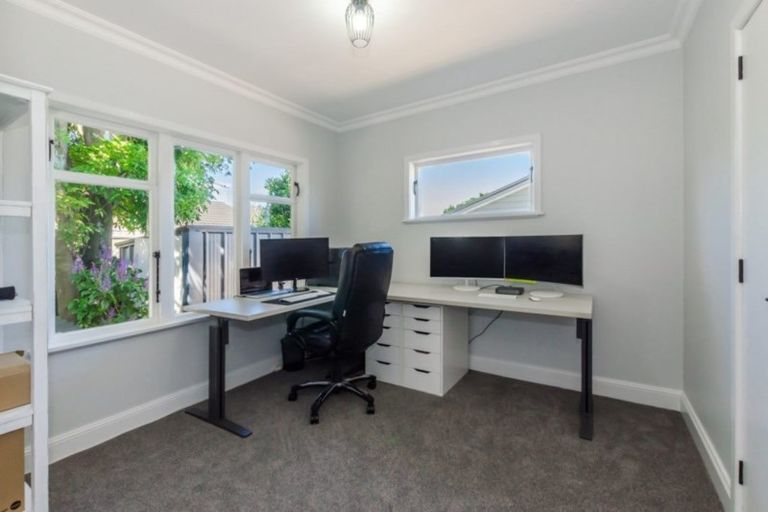 Photo of property in 316 Te Moana Road, Waikanae, 5036