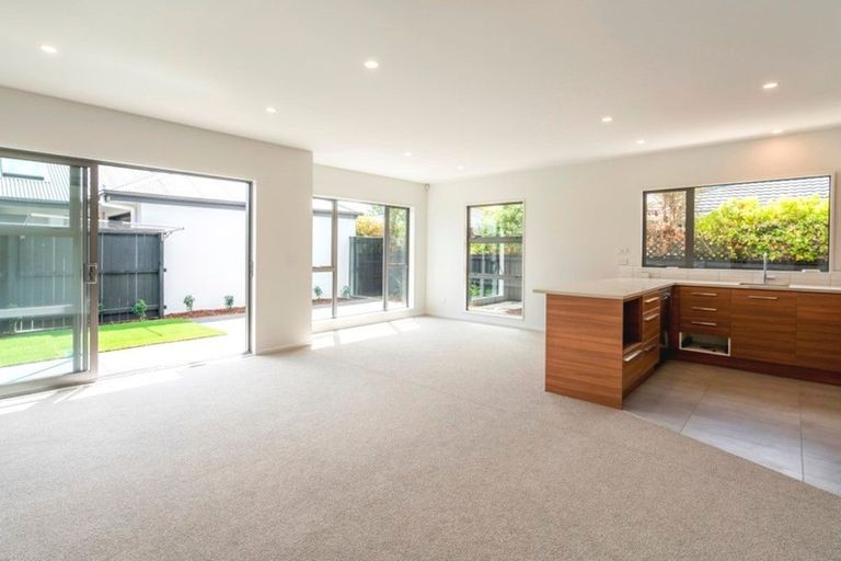 Photo of property in 21a Brenchley Avenue, Strowan, Christchurch, 8052