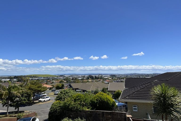 Photo of property in 28 Ardagh Place, Dannemora, Auckland, 2016