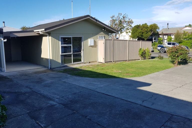 Photo of property in 2/47 Lanark Crescent, Tamatea, Napier, 4112