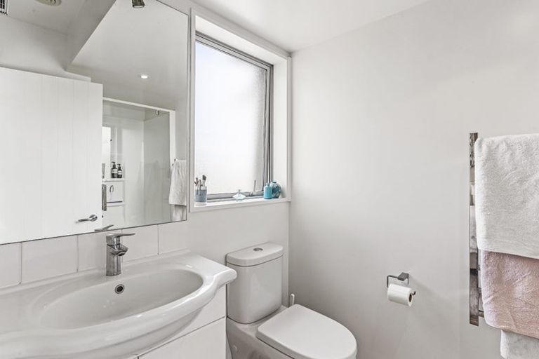 Photo of property in 10 Waterford Avenue, Northwood, Christchurch, 8051