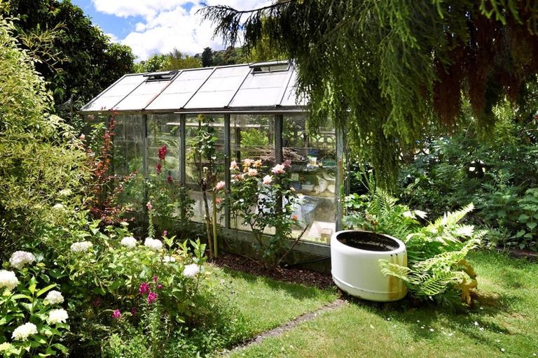 Photo of property in 11 Hilliard Street, Stoke, Nelson, 7011