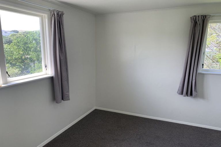Photo of property in 148-152 Champion Street, Cannons Creek, Porirua, 5024