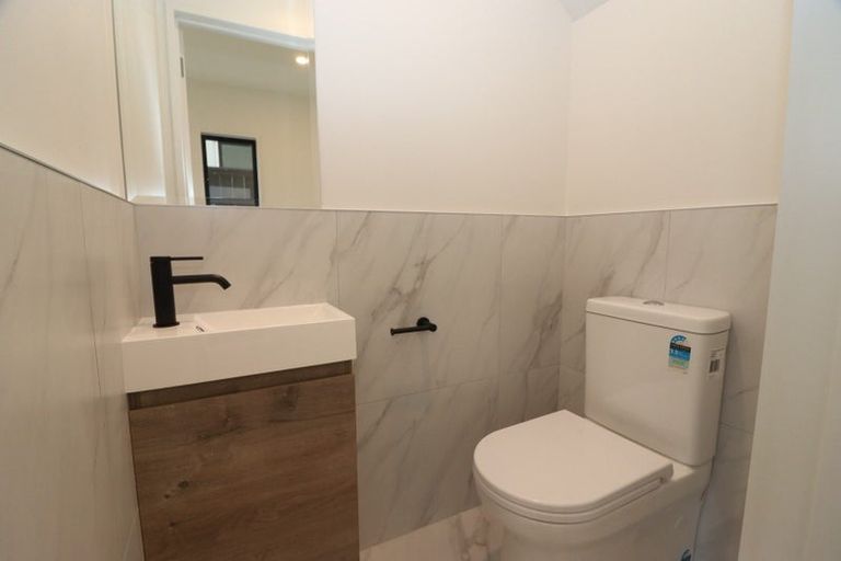 Photo of property in 29 Kiato Lane, Flat Bush, Auckland, 2019