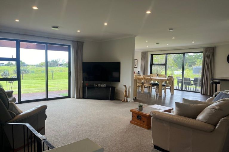 Photo of property in 114 Golf Links Road, Ruatapu, Hokitika, 7883