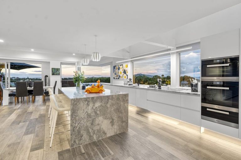 Photo of property in 12a Albert Road, Devonport, Auckland, 0624