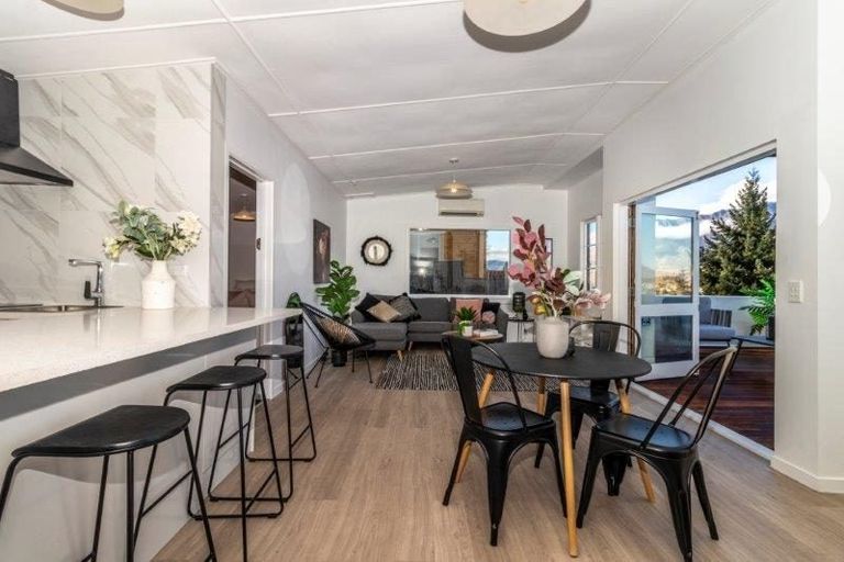 Photo of property in 410 Frankton Road, Queenstown, 9300