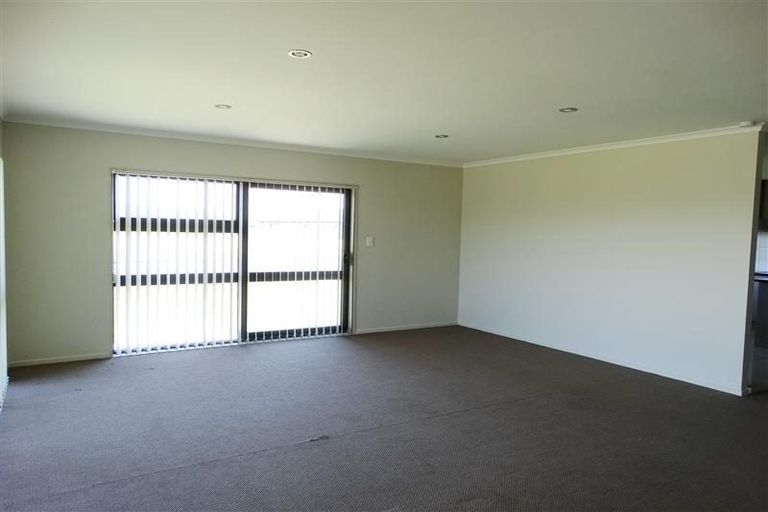 Photo of property in 29 County Drive, Hawera, 4610
