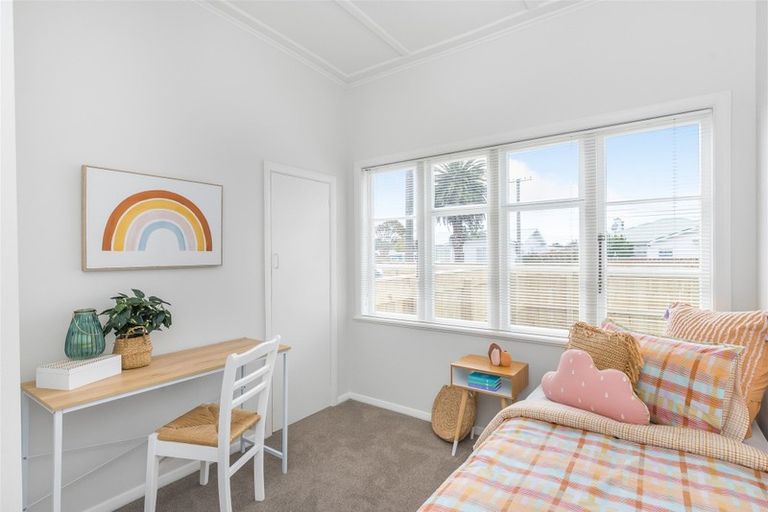 Photo of property in 14 Wilton Street, Levin, 5510