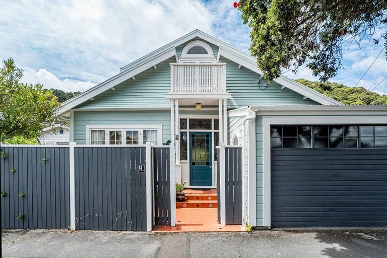 Photo of property in 61 Oroua Street, Eastbourne, Lower Hutt, 5013