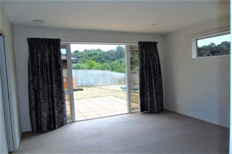 Photo of property in 12 Tararua Close, Aotea, Porirua, 5024