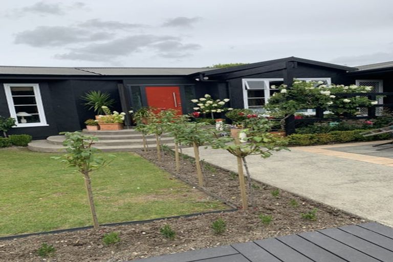 Photo of property in 11 Collingwood Street, Hokowhitu, Palmerston North, 4410