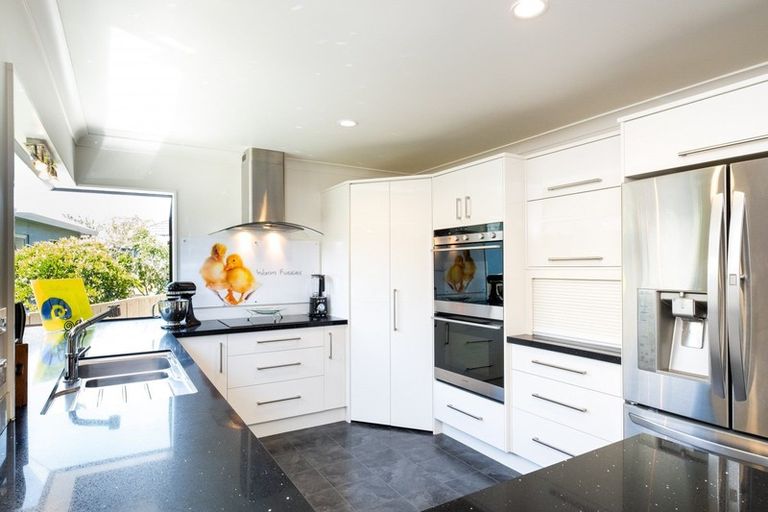 Photo of property in 185 Te Mata Road, Havelock North, 4130