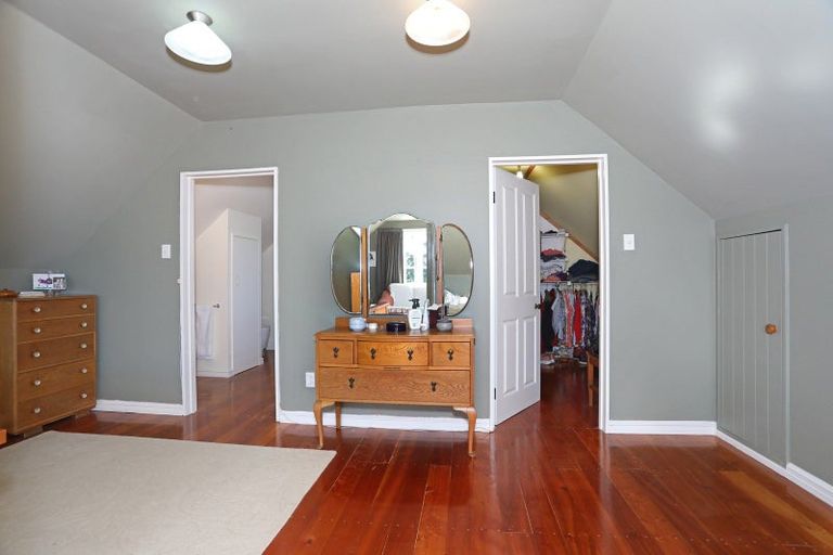 Photo of property in 6 Edwards Street, Kimbolton, Feilding, 4777