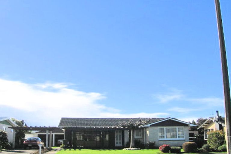 Photo of property in 72 Flaxmere Avenue, Flaxmere, Hastings, 4120