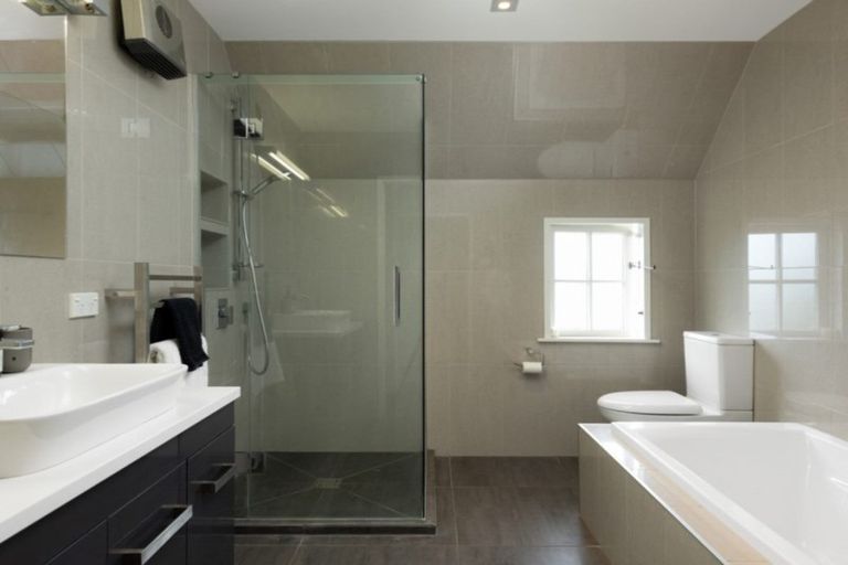 Photo of property in 41 Lakings Road, Springlands, Blenheim, 7201