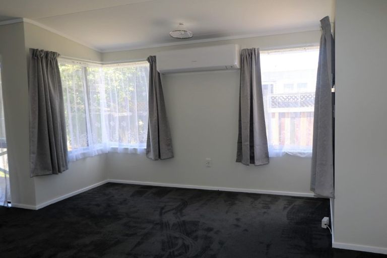 Photo of property in 21 Ebdentown Street, Ebdentown, Upper Hutt, 5018