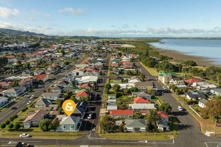 Photo of property in 300 Williamson Street, Thames, 3500