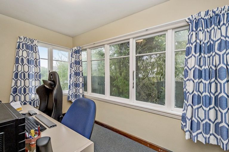Photo of property in 35 Garvins Road, Hornby, Christchurch, 8042