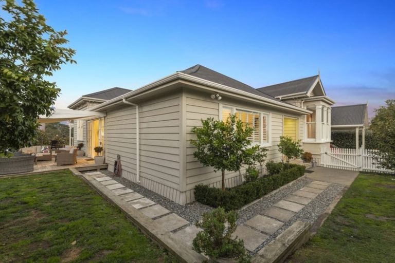 Photo of property in 25 George Street, Riverhead, 0820