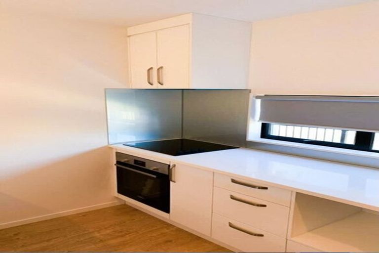 Photo of property in 66c Delta Avenue, New Lynn, Auckland, 0600