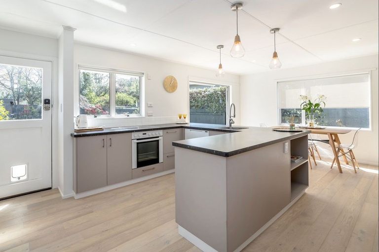 Photo of property in 74 East Street, Greytown, 5712