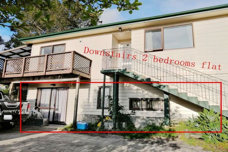 Photo of property in 10 Eugen Place, Bayview, Auckland, 0629