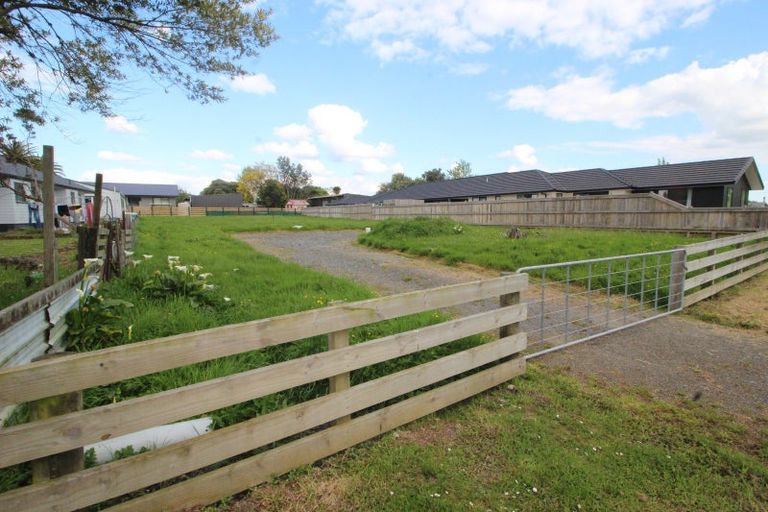 Photo of property in 28 Gordon Street, Woodville, 4920