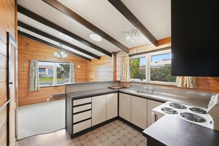 Photo of property in 6 Waimate Crescent, Tokoroa, 3420