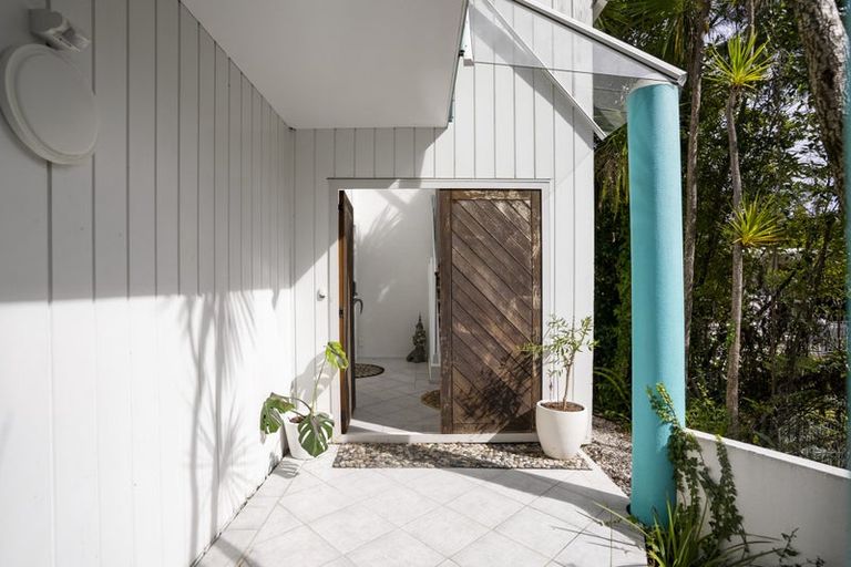 Photo of property in 125 Braemar Road, Castor Bay, Auckland, 0620