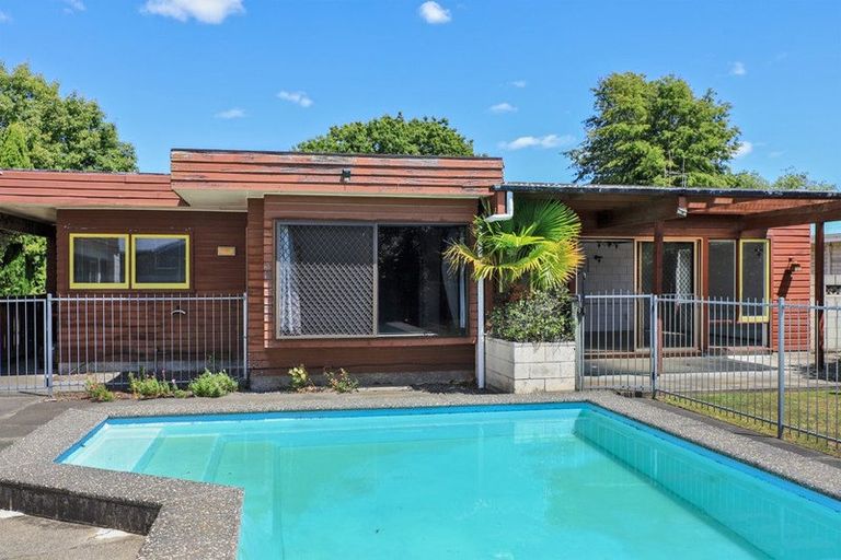 Photo of property in 124 Flaxmere Avenue, Flaxmere, Hastings, 4120