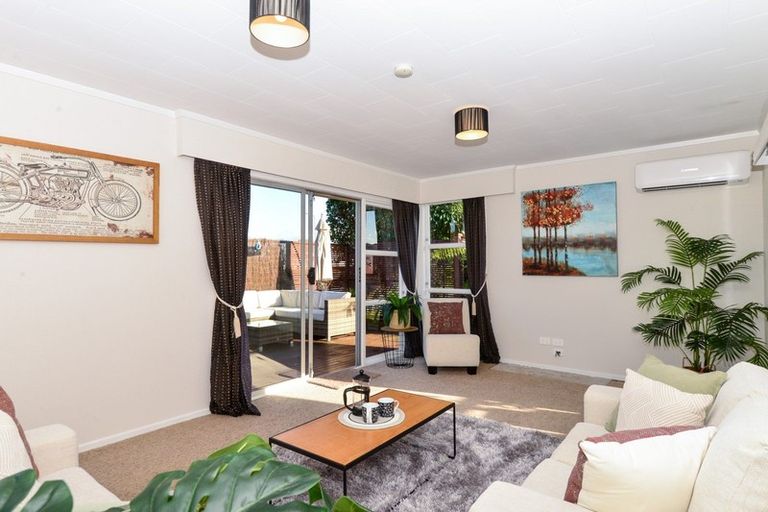 Photo of property in 12 Katherine Place, Melville, Hamilton, 3206