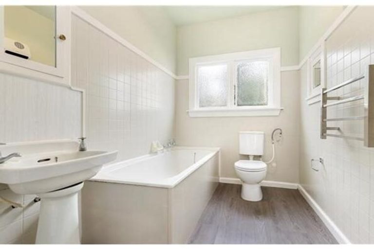 Photo of property in 7 Bretts Road, St Albans, Christchurch, 8052