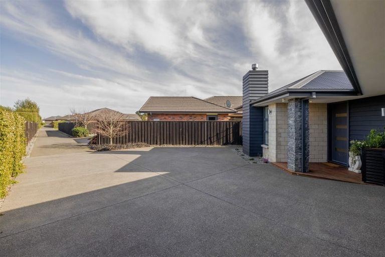 Photo of property in 21 Fernham Way, Rolleston, 7615