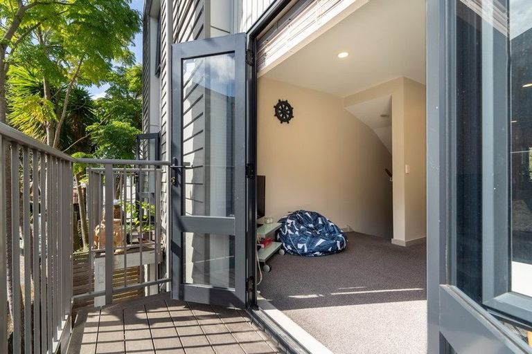Photo of property in 4 Dovedale Place, Parnell, Auckland, 1010