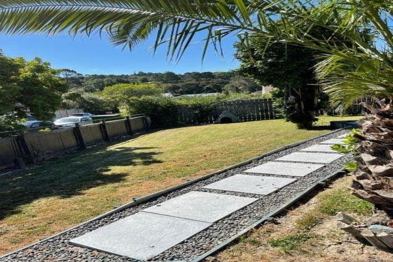 Photo of property in 6 Mayer Place, Ranui, Auckland, 0612