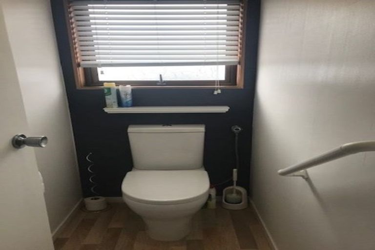 Photo of property in 2/131 Union Road, Howick, Auckland, 2014